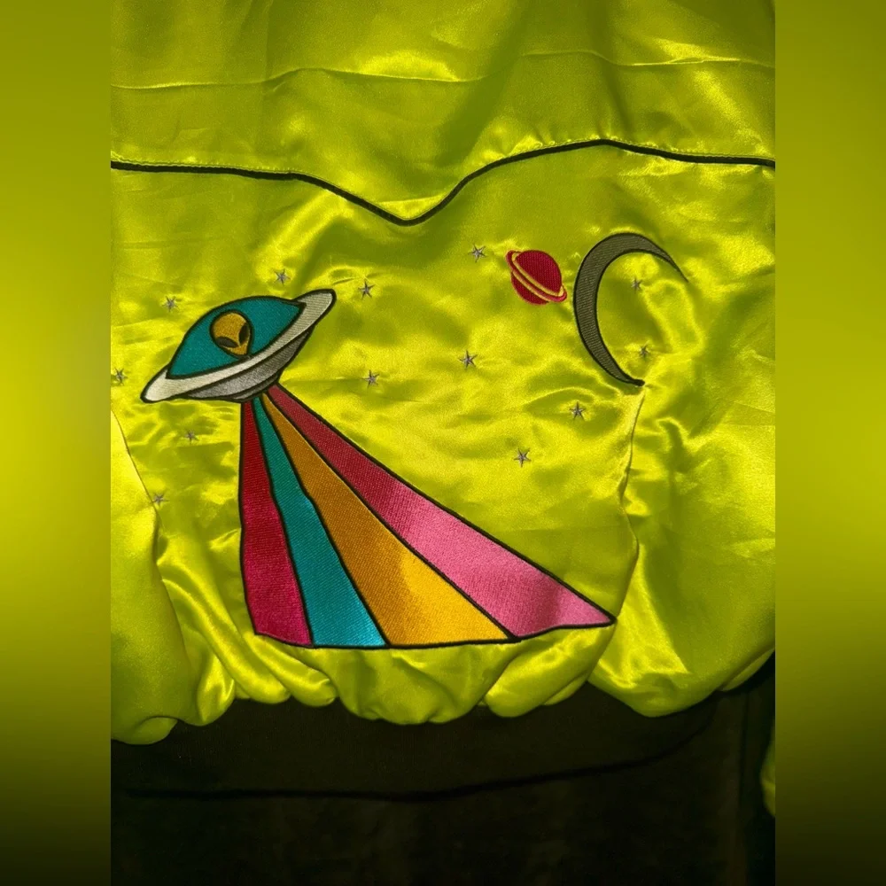 CLUB EXX Vibrant Yellow UFO Embroidered Women's Jacket - Picture 4 of 9